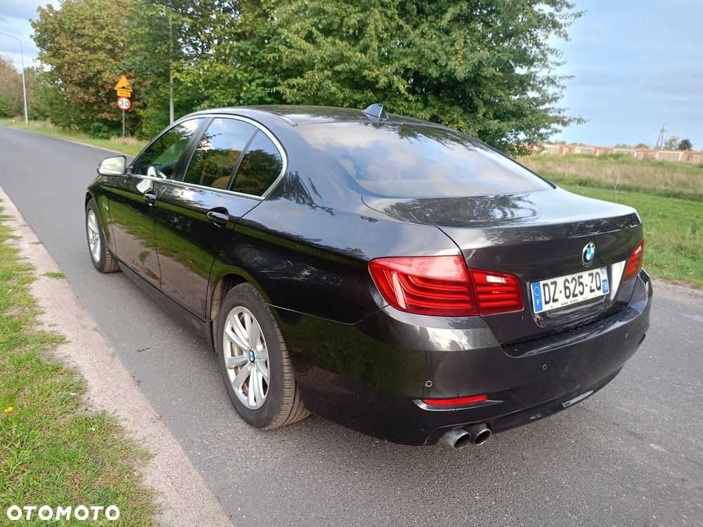 BMW Seria 5 518d Luxury Line - 4