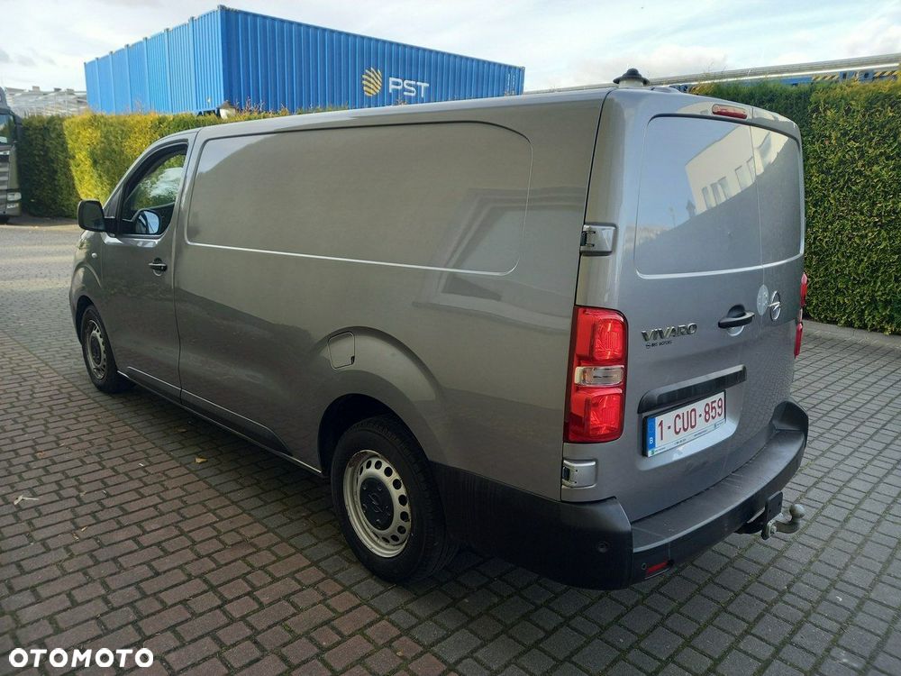 Opel Vivaro - 8
