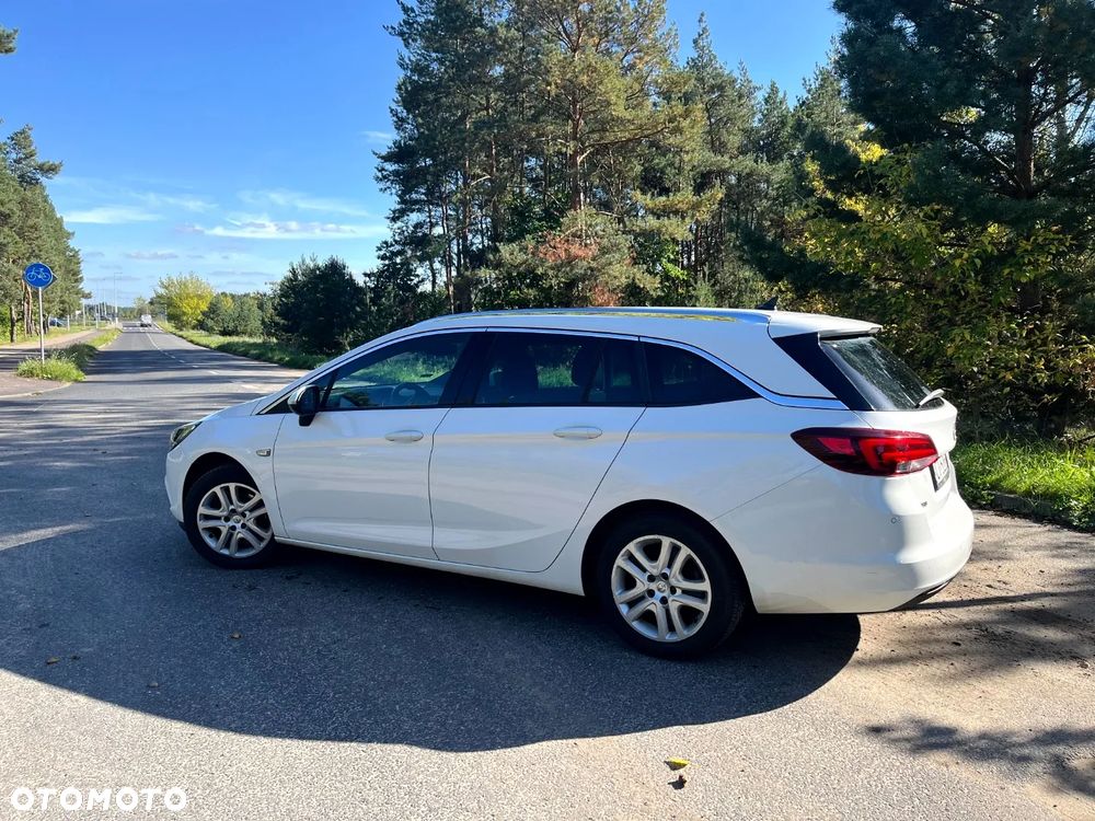 Opel Astra 1.6 CDTI Elite - 4