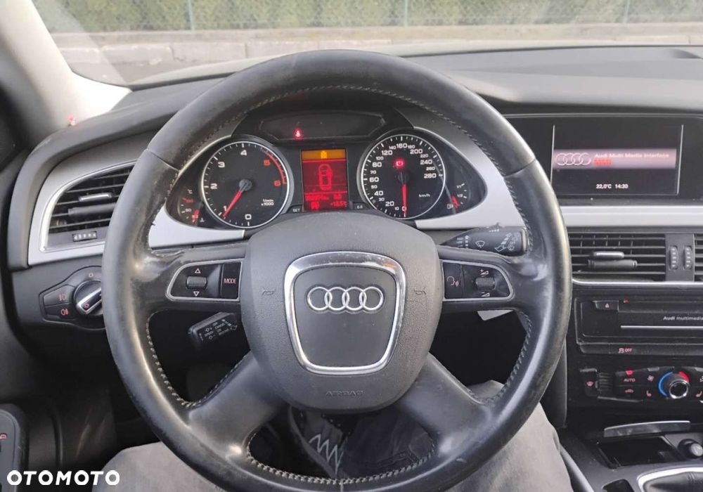 Audi A4 Avant - 12