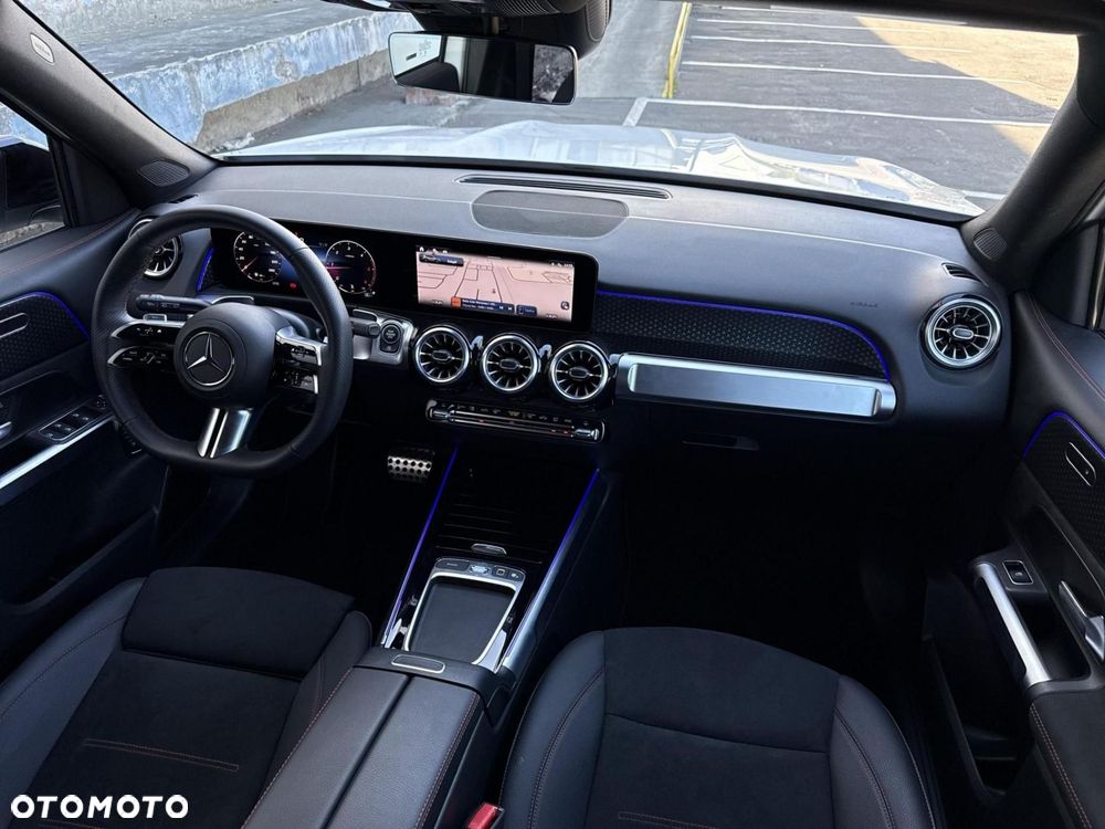 Mercedes-Benz GLB 200 d AMG Line 8G-DCT - 19