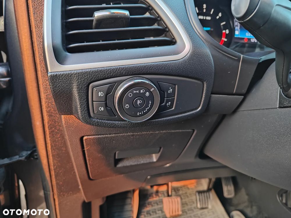 Ford Galaxy 2.0 TDCi Titanium - 22