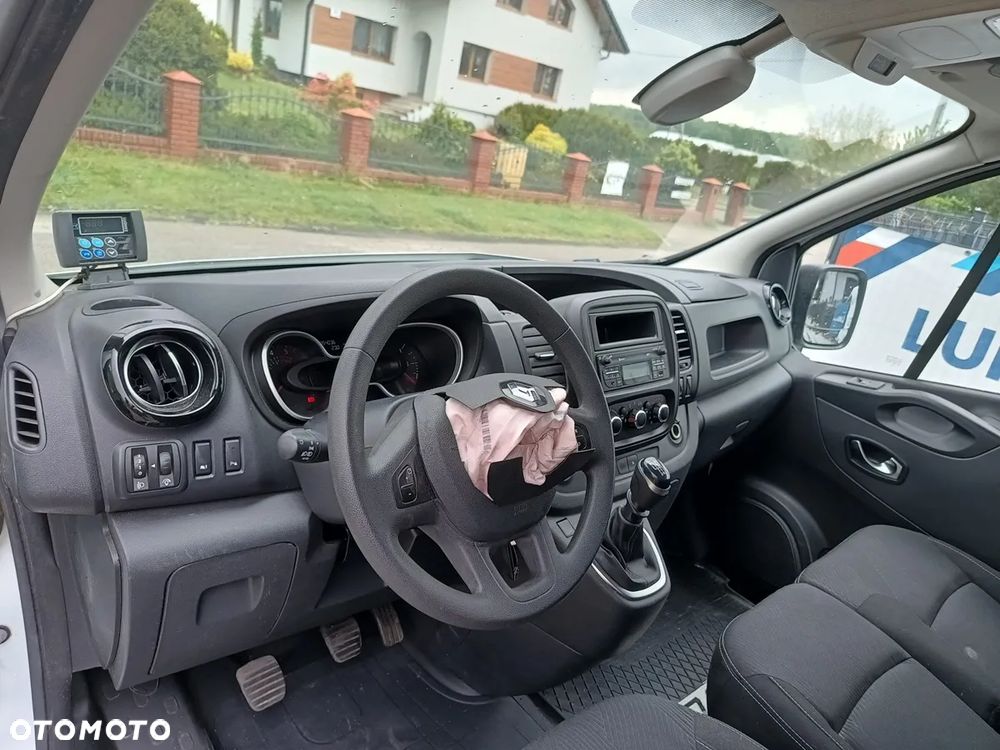 Renault Trafic - 10