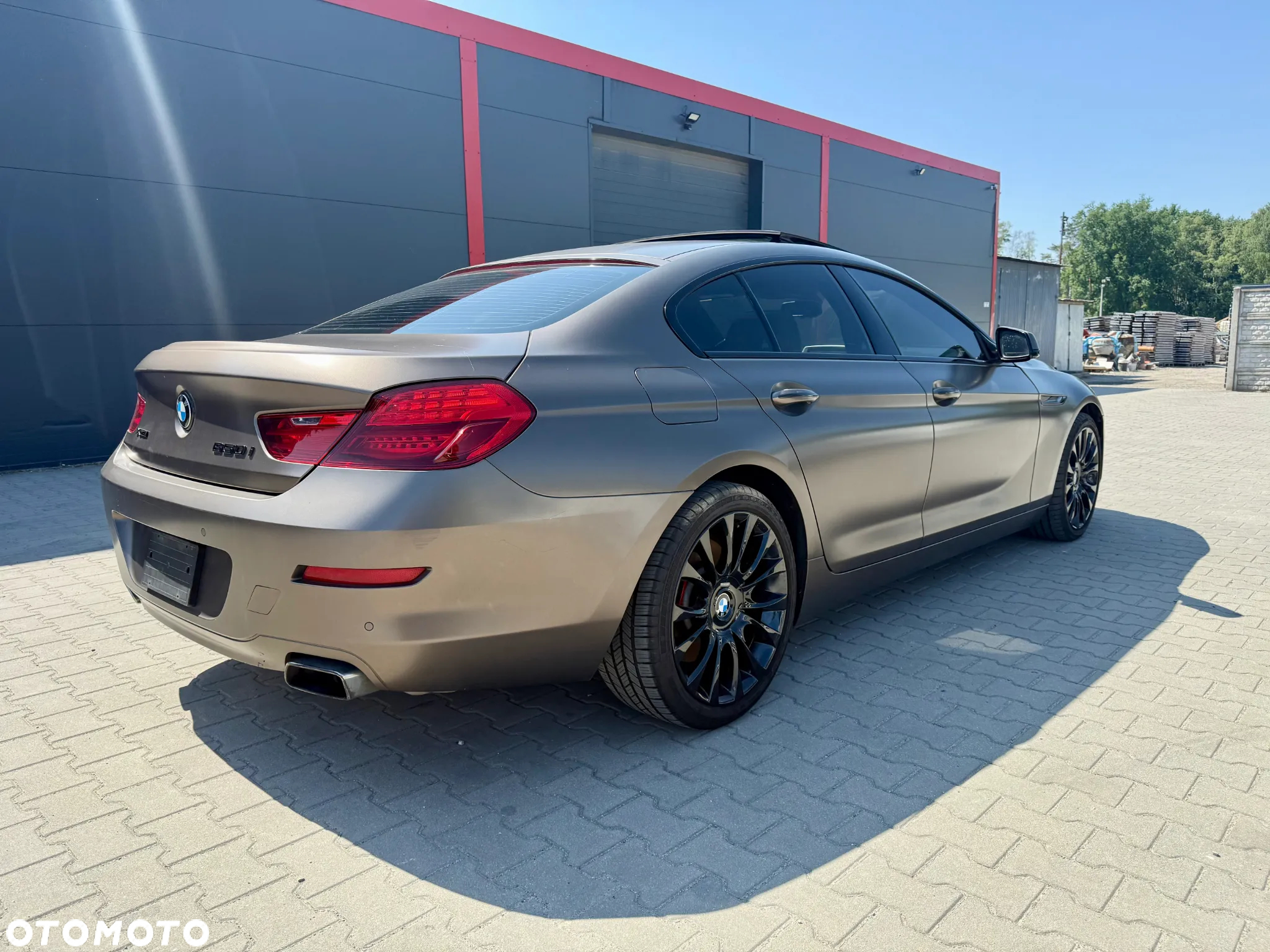 BMW Seria 6 650i xDrive - 8
