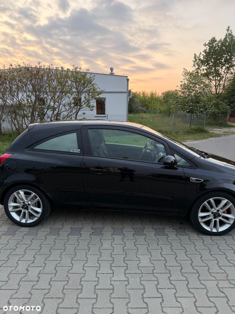 Opel Corsa 1.2 16V Sport - 12