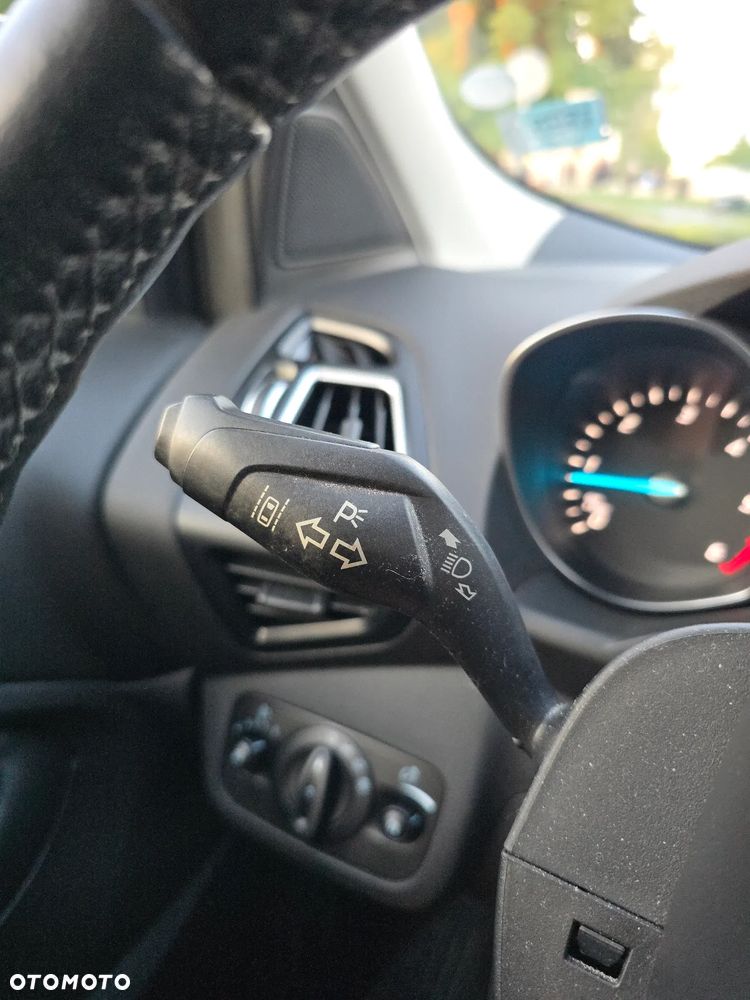 Ford Kuga - 21