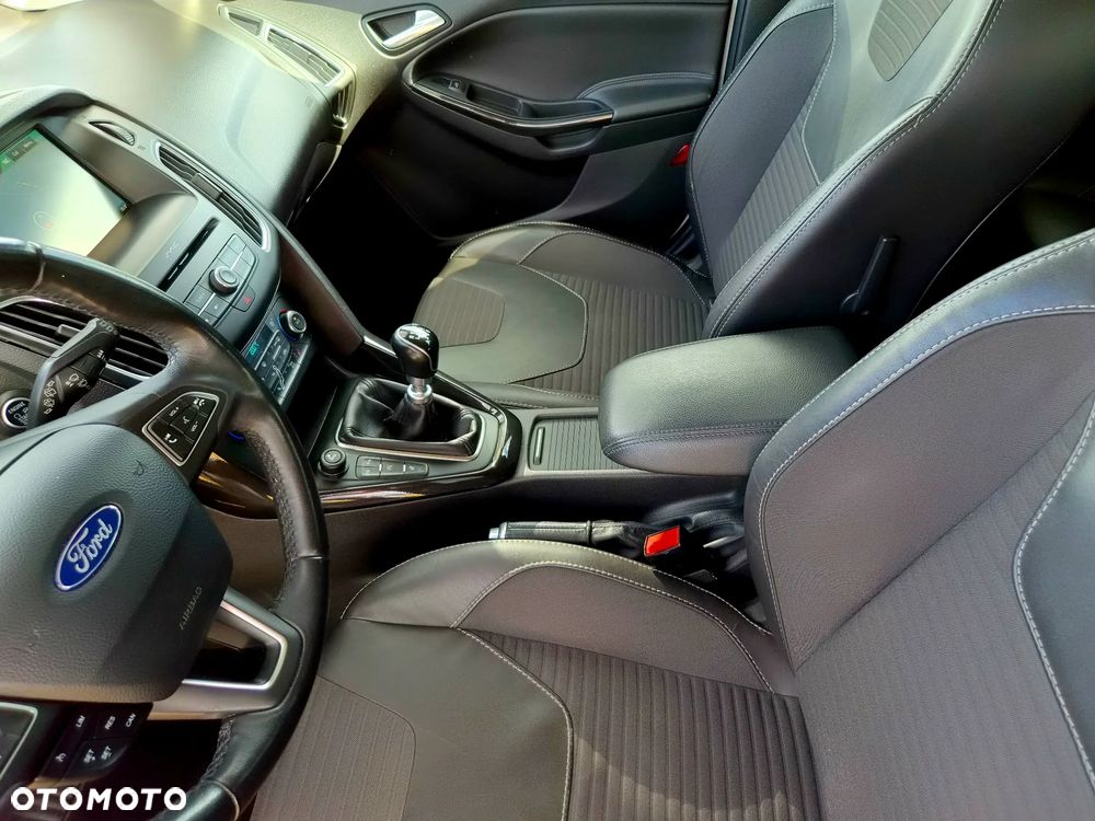 Ford Focus 1.5 TDCi Titanium - 10
