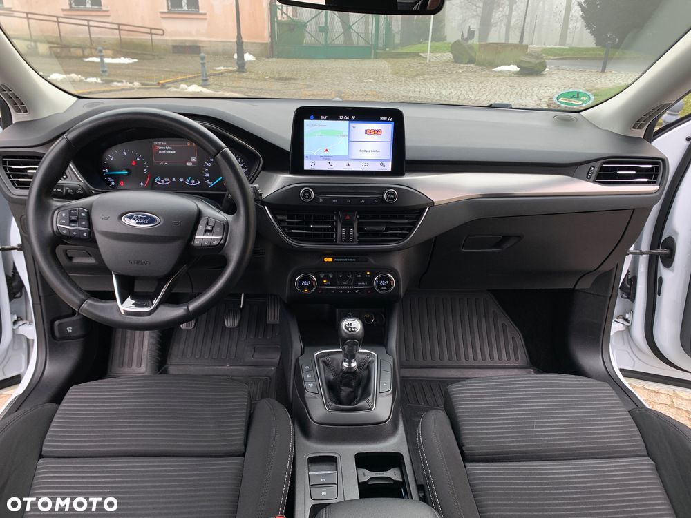 Ford Focus 2.0 EcoBlue Titanium - 29