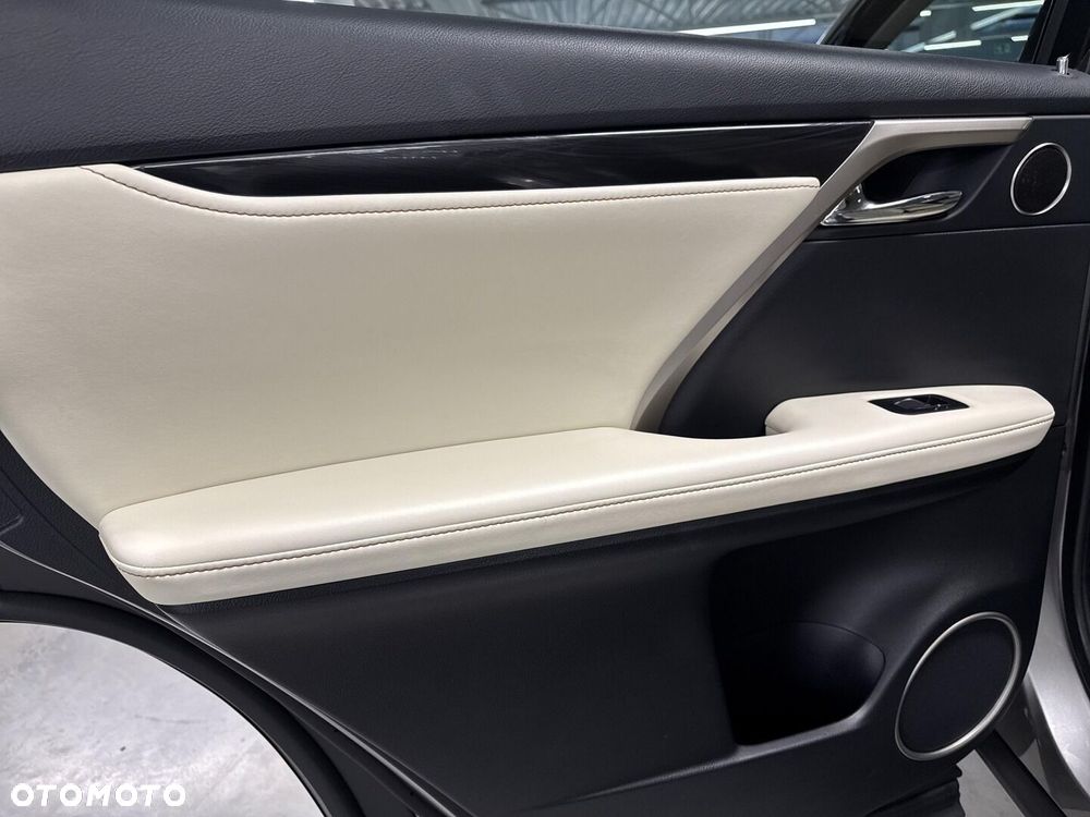 Lexus RX 450h Prestige MY19 - 11