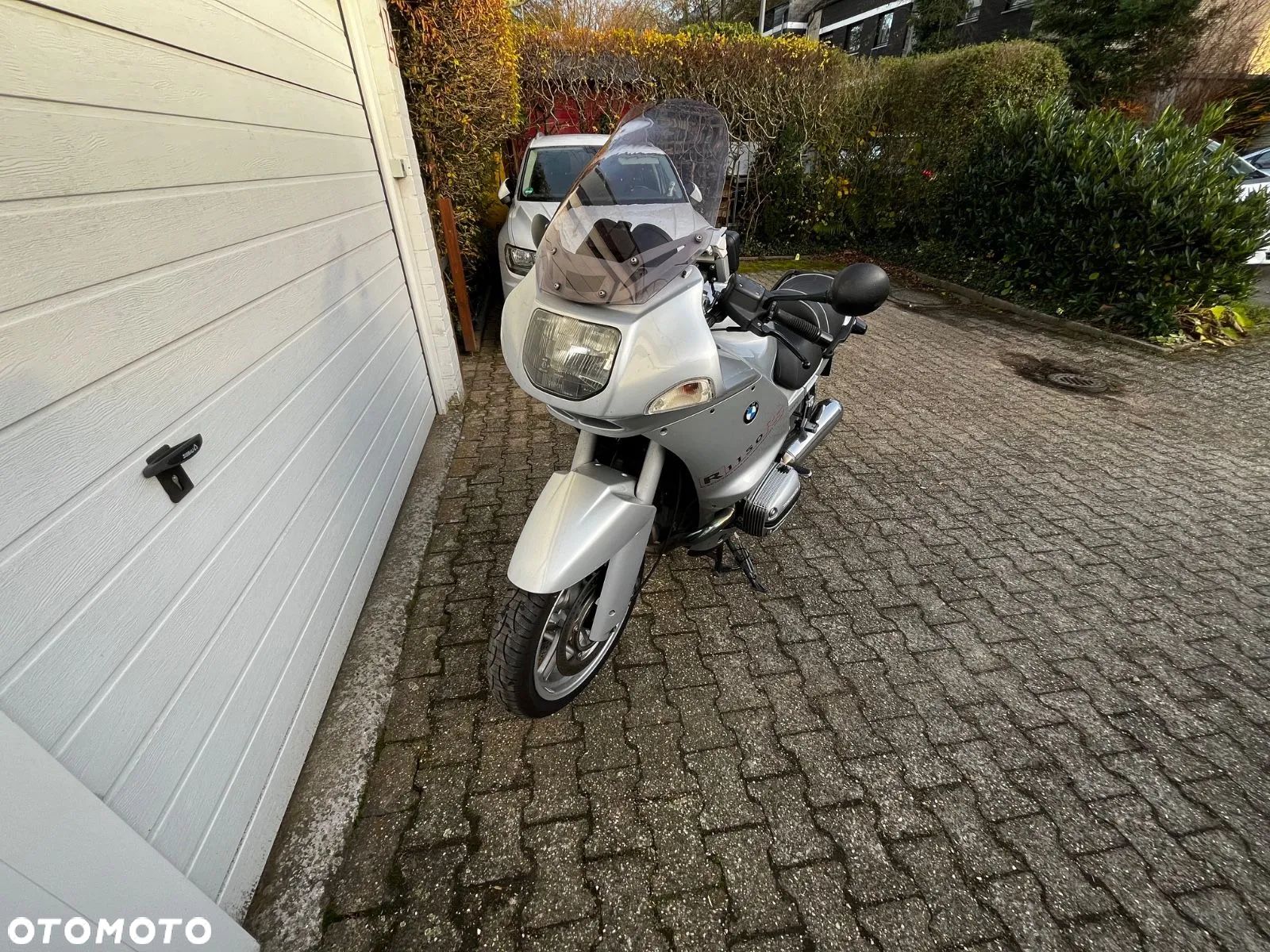 BMW R - 1