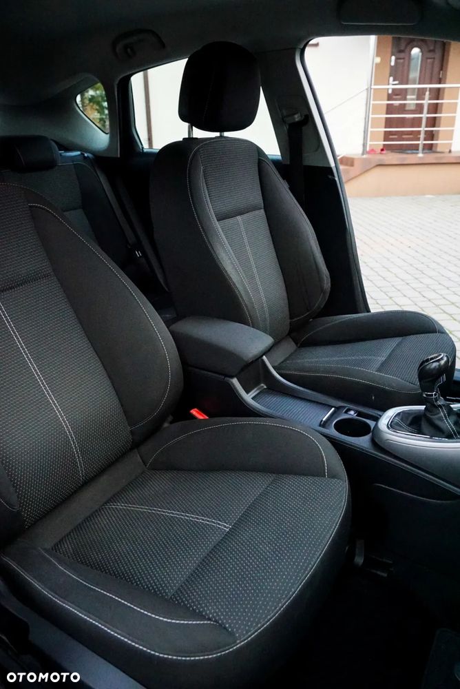 Opel Astra 1.4 Turbo - 17