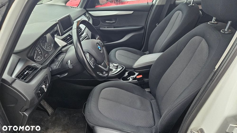 BMW Seria 2 218d GT - 7