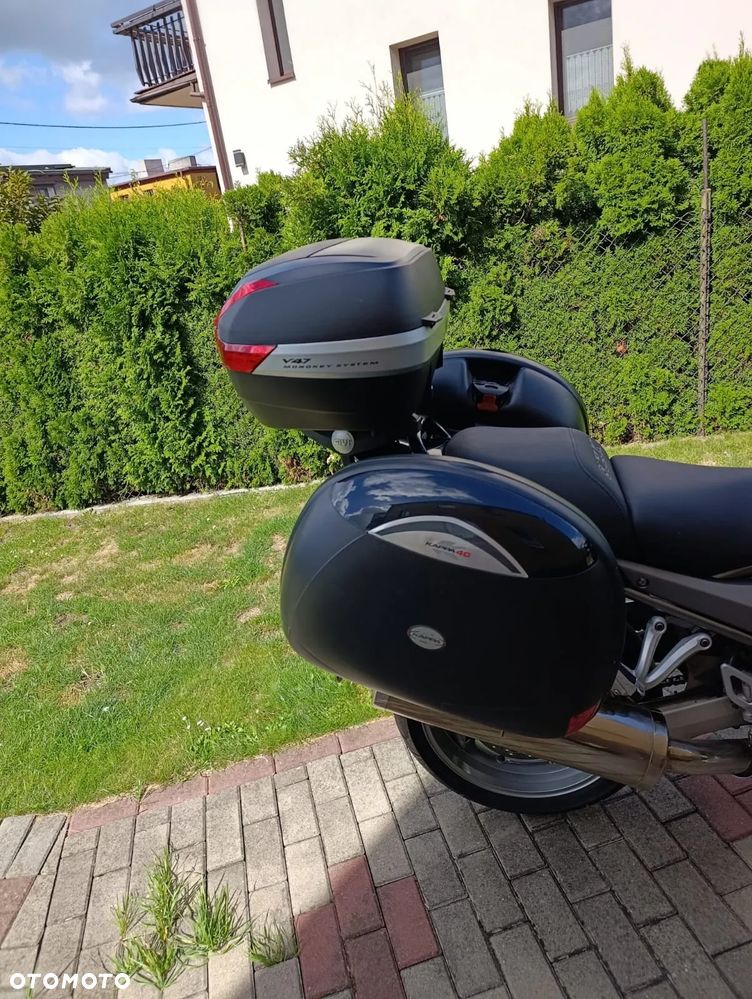 Suzuki GSX - 9