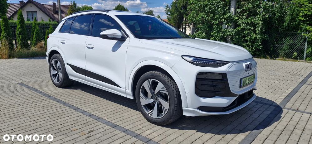 Audi Q6 e-tron quattro - 2