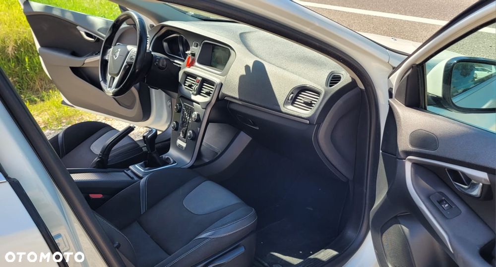 Volvo V40 - 21