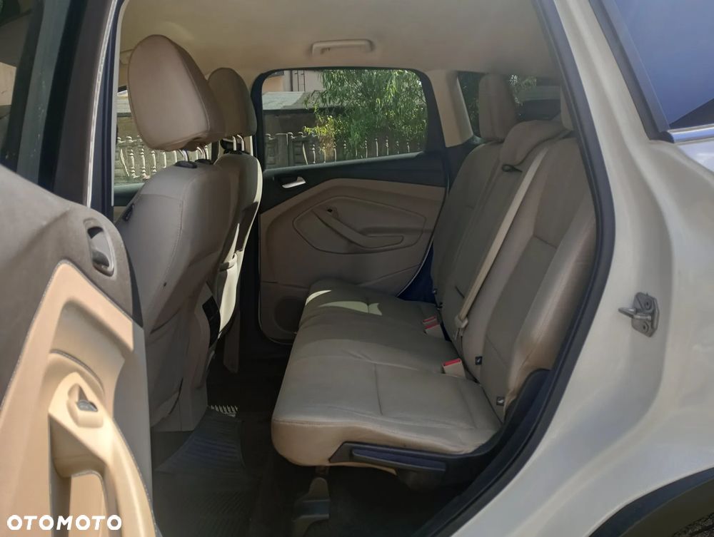 Ford Escape - 10