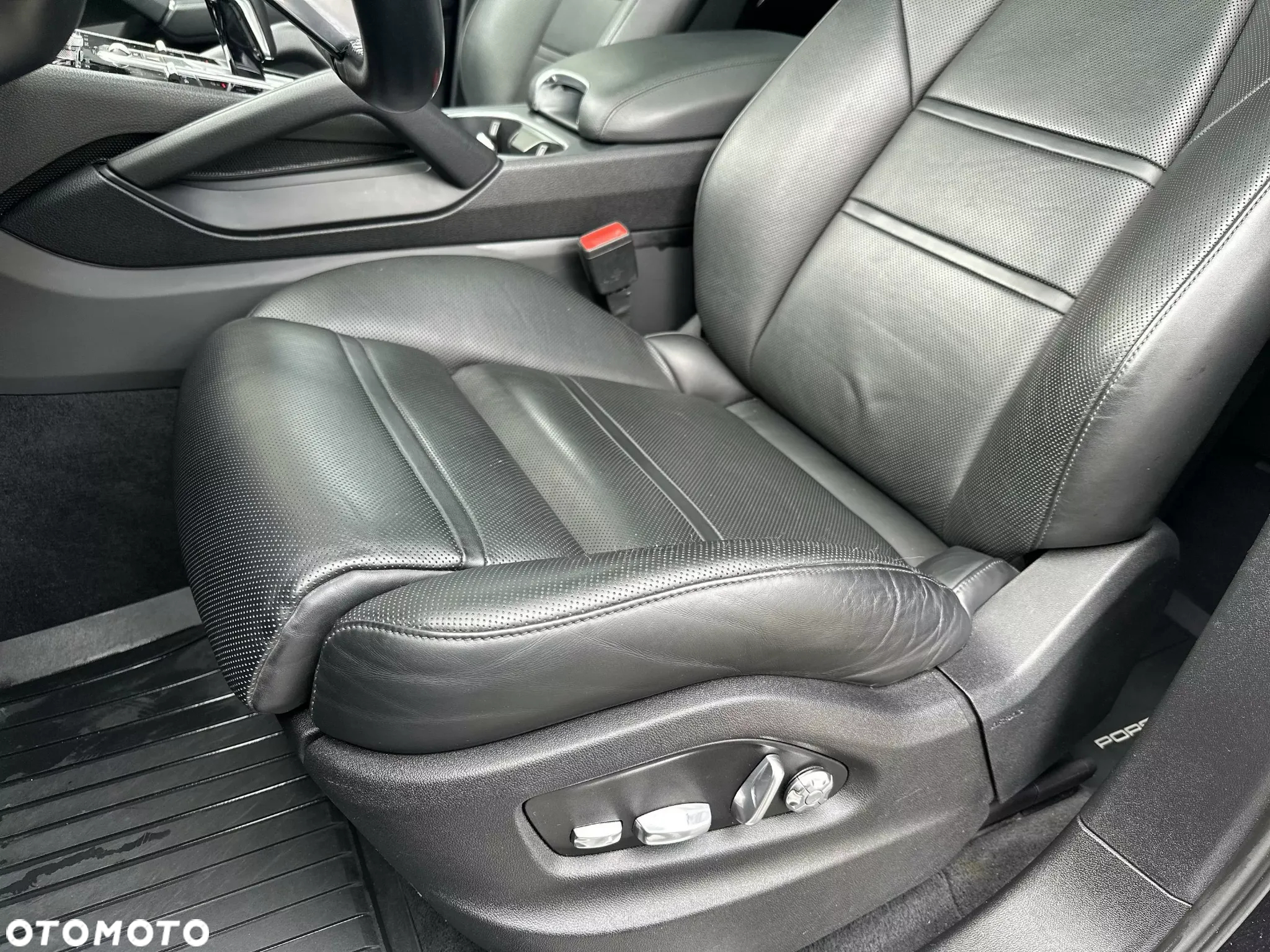 Porsche Cayenne S - 12