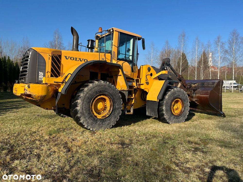 Volvo L180F - 25
