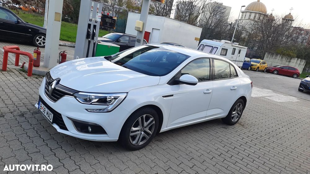 Renault Megane TCe Business - 4