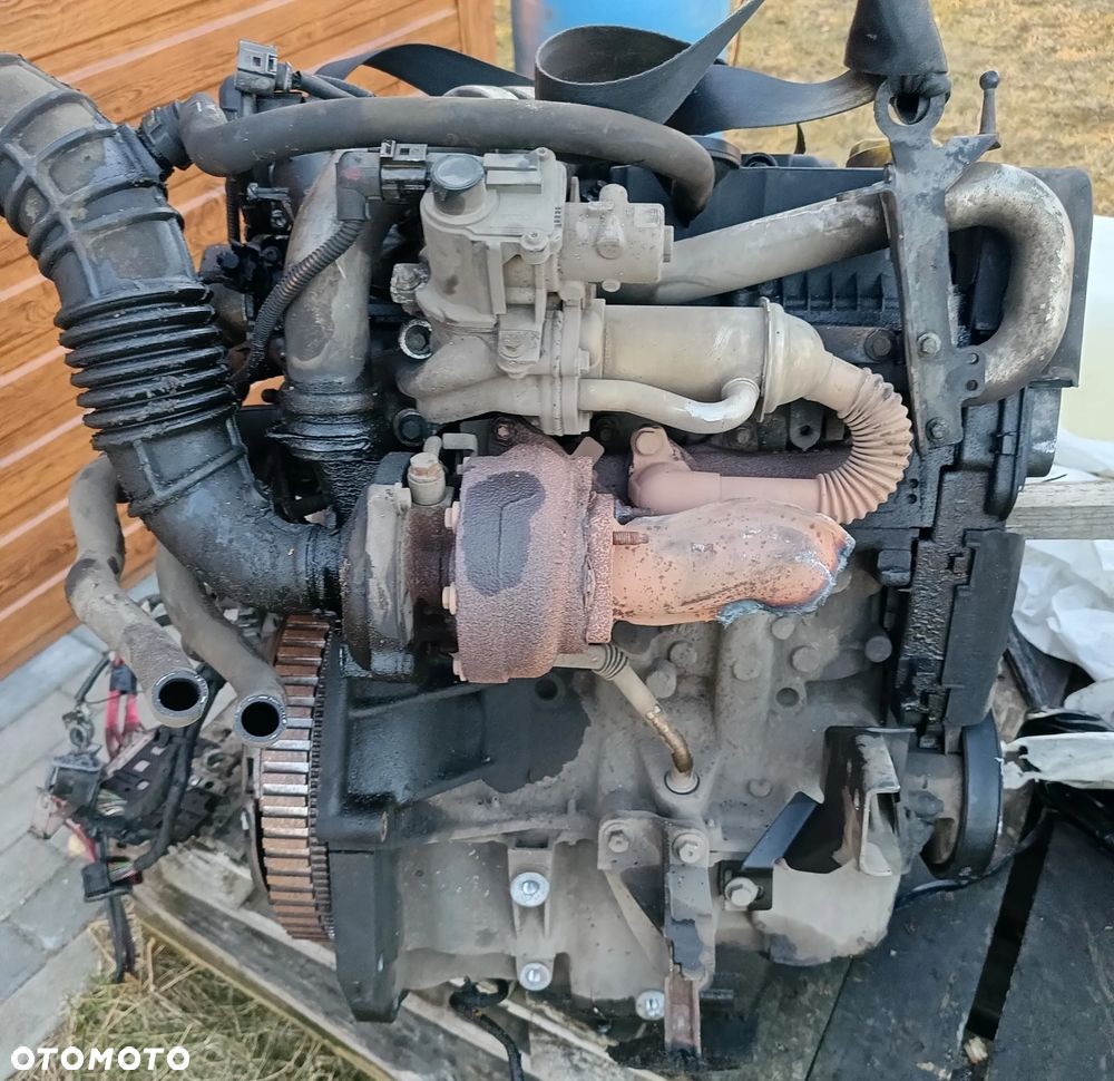 Silnik Renault Kangoo Nissan 1.5 dci k9k Kompletny z osprzętem filmik - 1