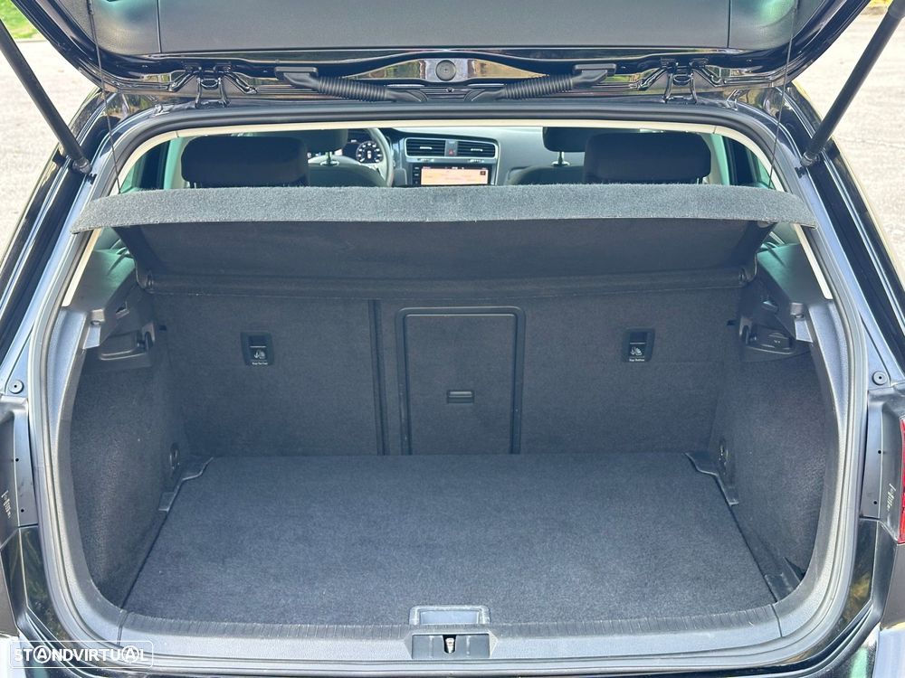 VW e-Golf AC/DC - 18