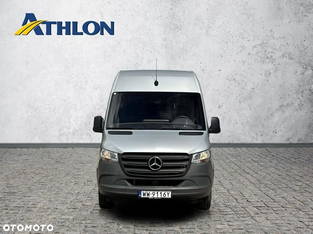 Mercedes-Benz Sprinter - 8