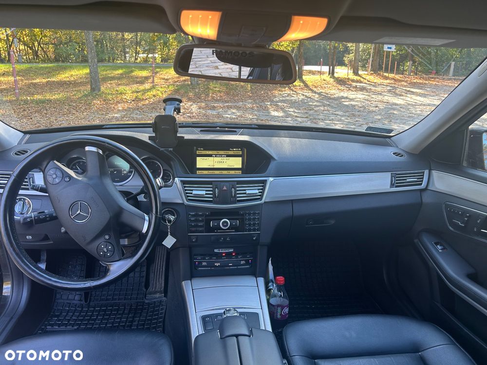 Mercedes-Benz Klasa E 350 T CDI DPF 4Matic BlueEFFICIENCY 7G-TRONIC - 9