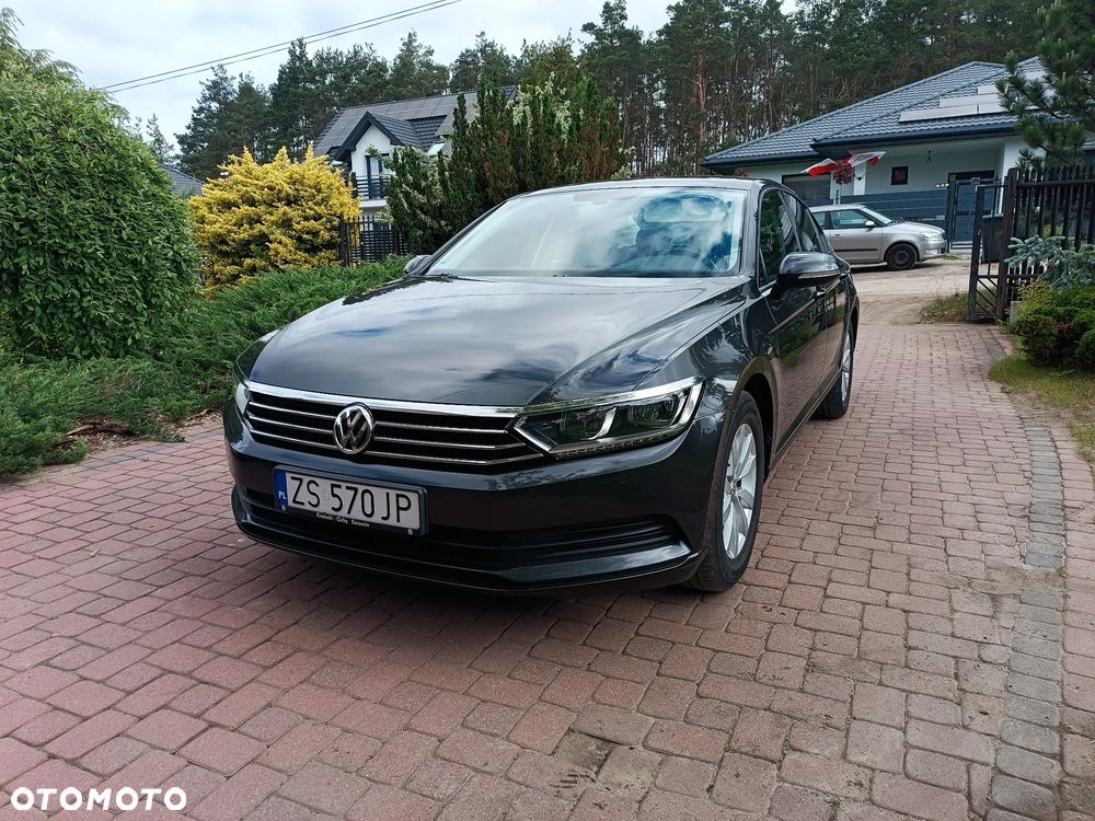 Volkswagen Passat 1.4 TSI BMT Trendline - 17