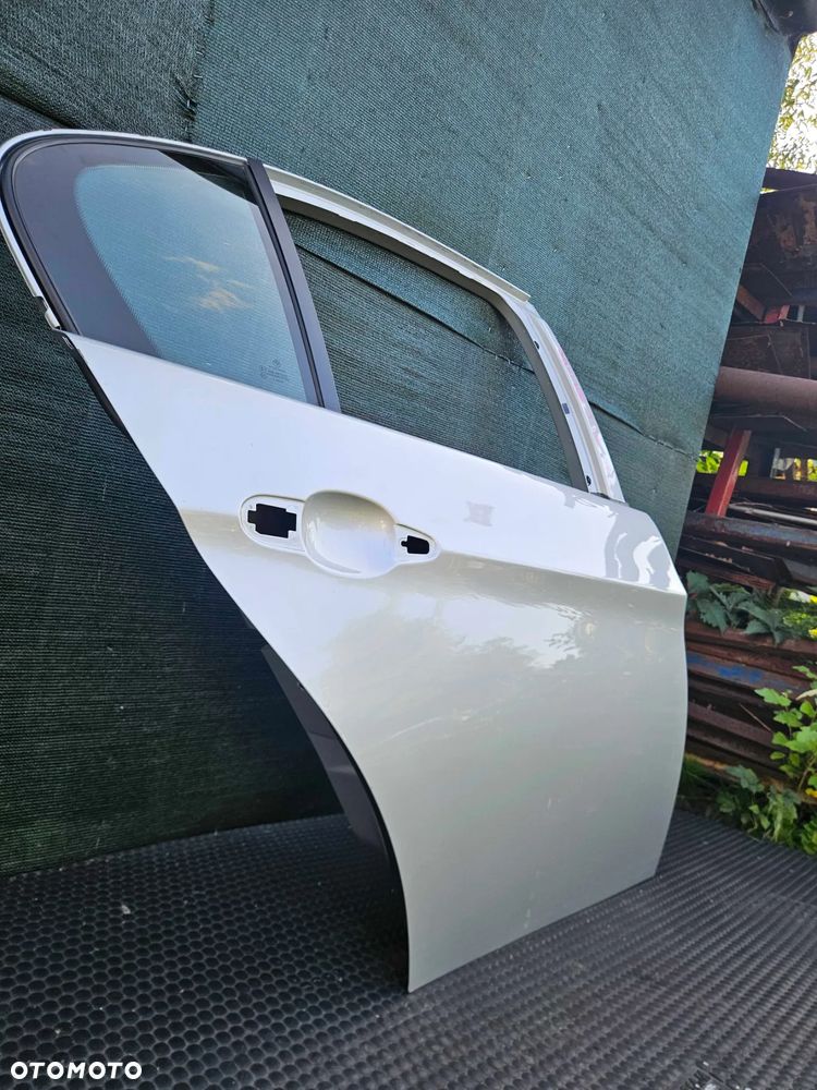 Drzwi Tyl Tylne Lewe Prawe Poszycie Szyba Srebrne 354 Titansilber BMW 3 E90 sedan Oryginal Lakier 2009r - 25