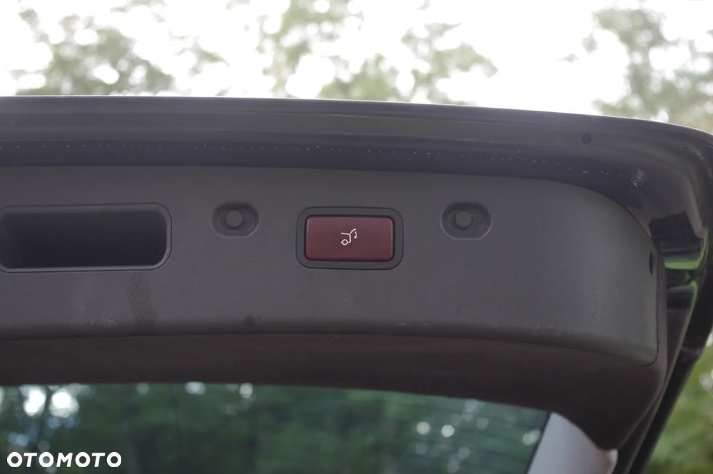 Mercedes-Benz Klasa E 280 CDI 4-Matic Avantgarde - 21