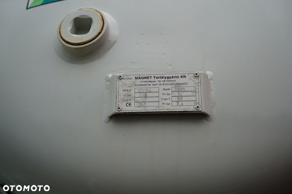 Iveco X-WAY 420 / 8X4 / BETONOMIESZARKA 9 M3 / SCHWING STETTER / AUTOMAT / EURO 6 - 17