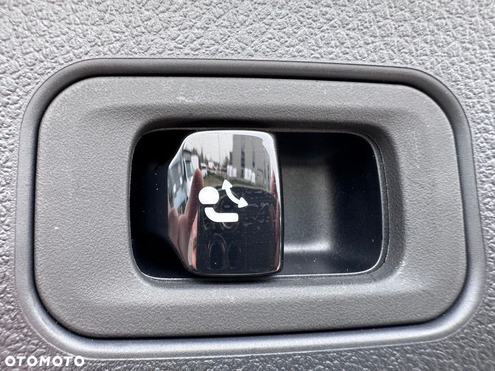 Mercedes-Benz GLC - 19