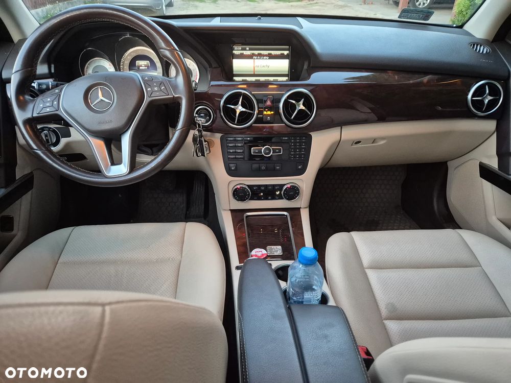 Mercedes-Benz GLK 350 4-Matic - 13
