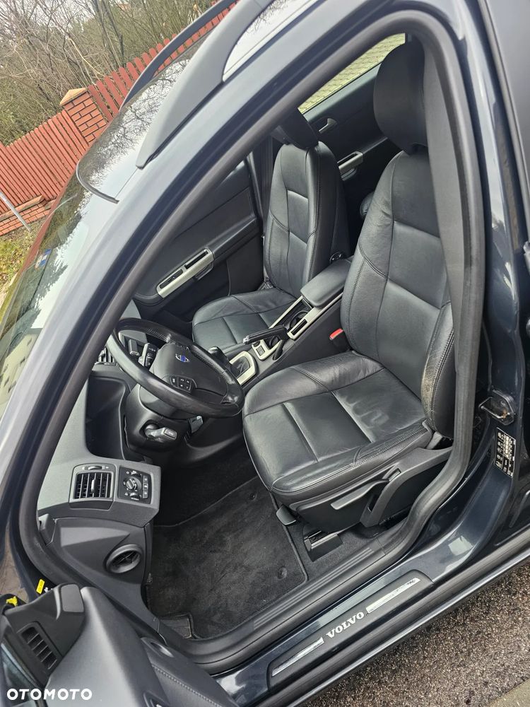 Volvo V50 1.6D Momentum - 29