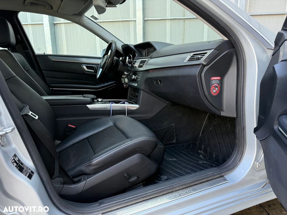 Mercedes-Benz E 250 BlueTEC 4Matic 7G-TRONIC Elegance - 24