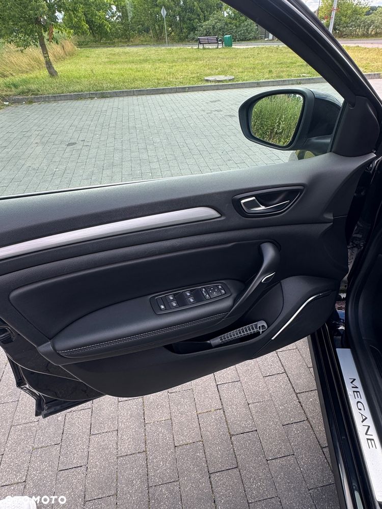 Renault Megane ENERGY TCe 100 LIFE - 13