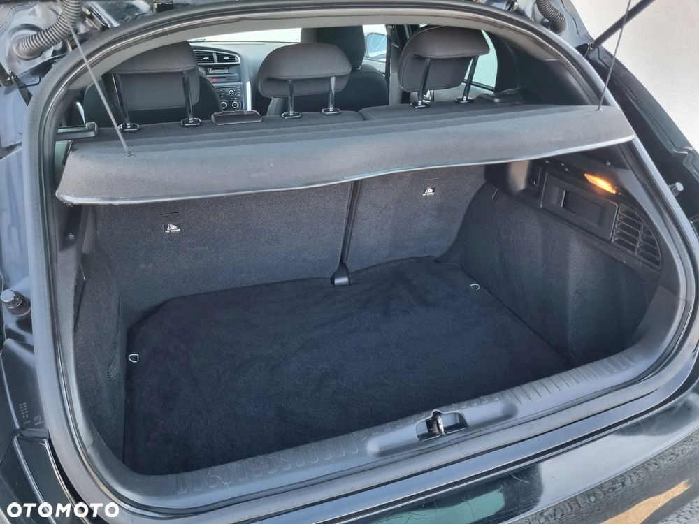 Citroën DS4 e-HDi 110 SoChic - 14