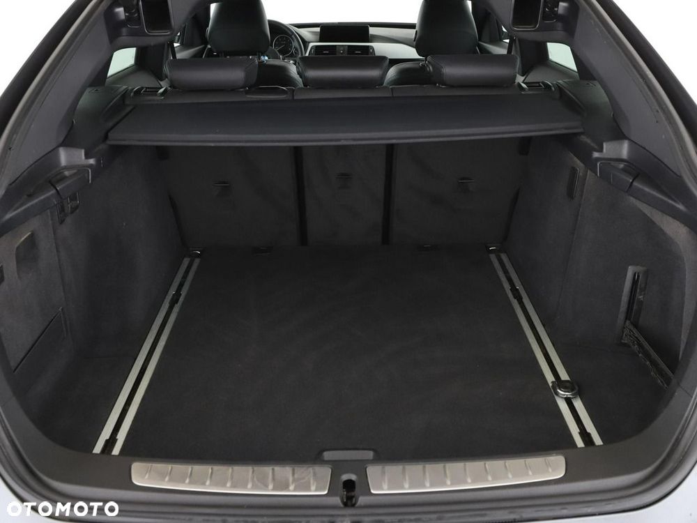 BMW Seria 3 318d M Sport - 21