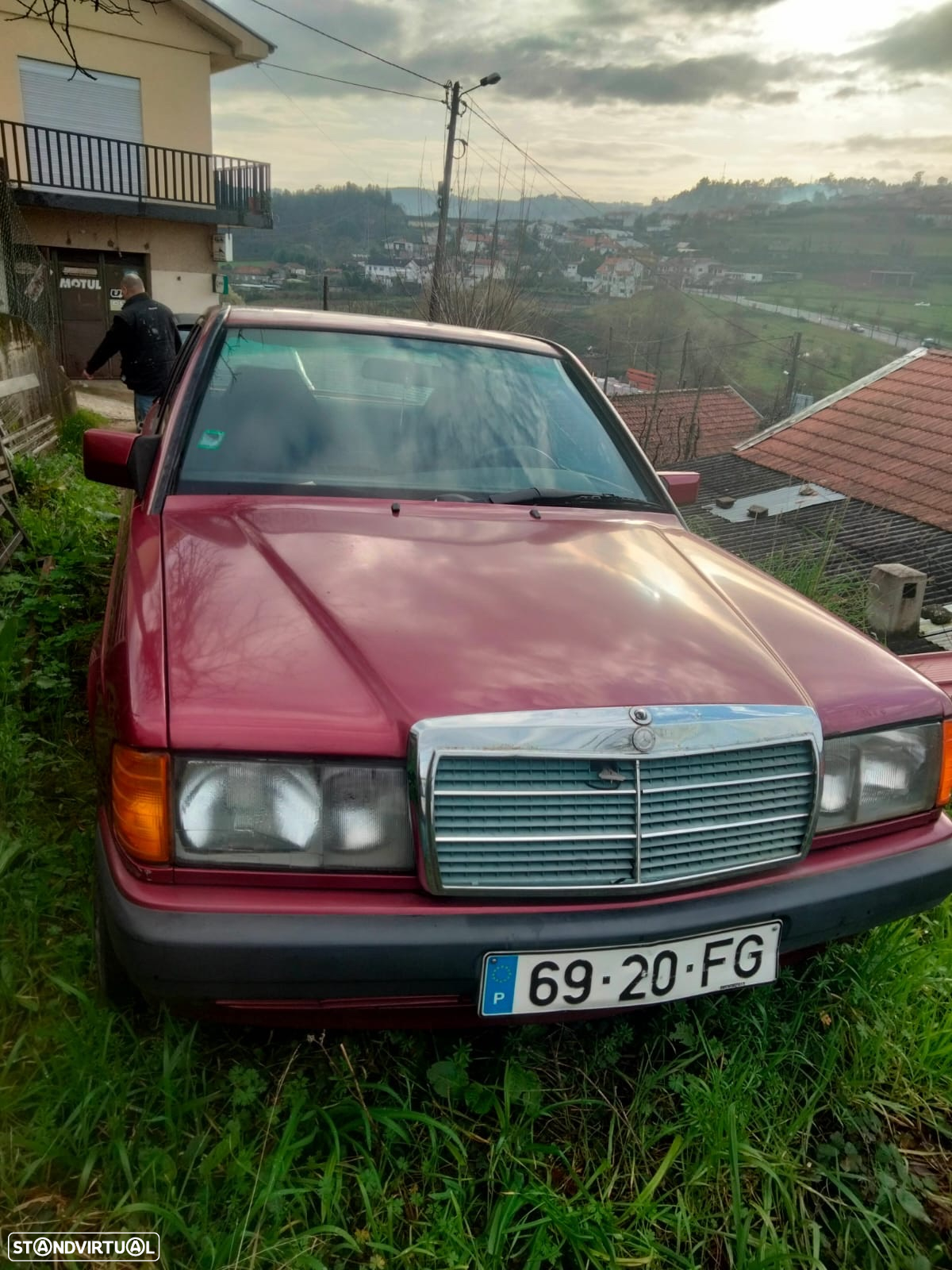 Mercedes-Benz 190 - 2