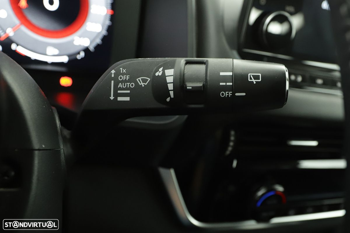 Nissan Qashqai 1.3 DIG-T N-Connecta - 18