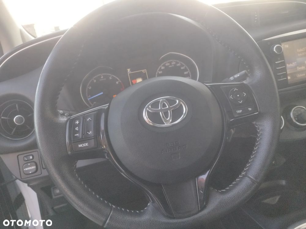 Toyota Yaris - 17