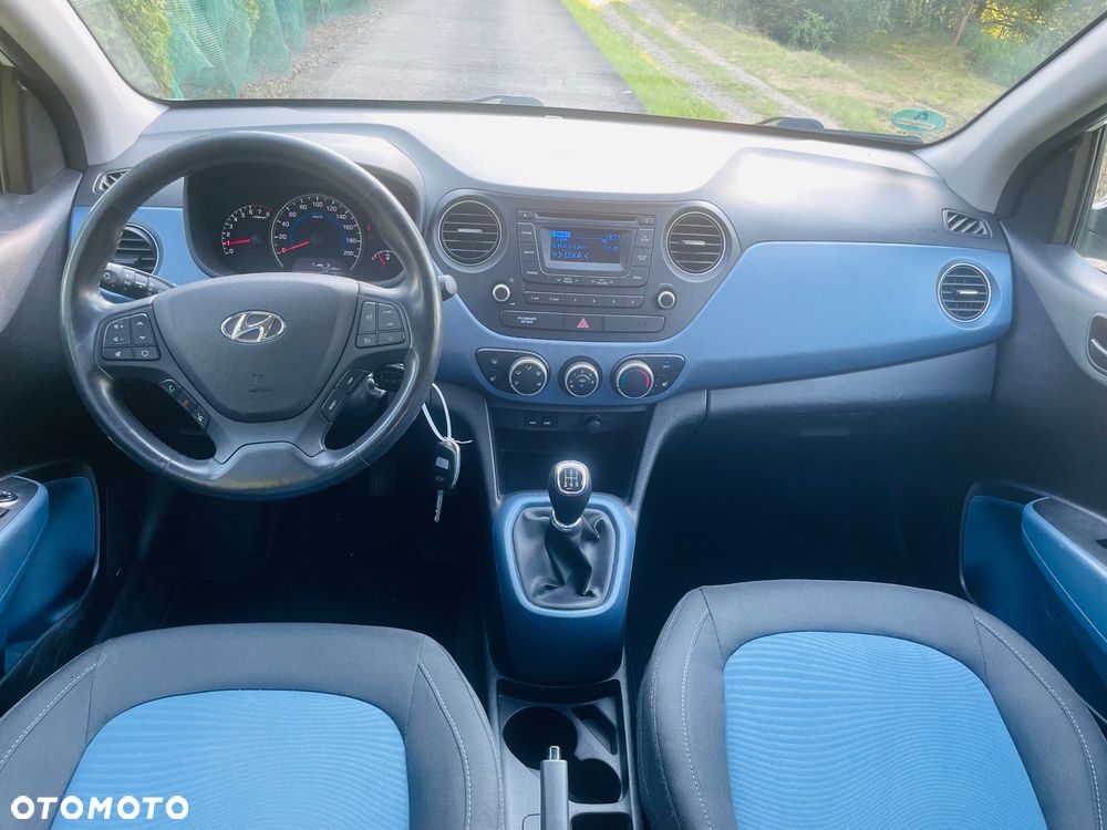 Hyundai i10 1.2 Fifa World Cup Edition - 3