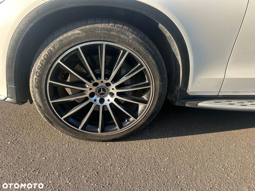 Mercedes-Benz GLC 220 d 4-Matic - 3