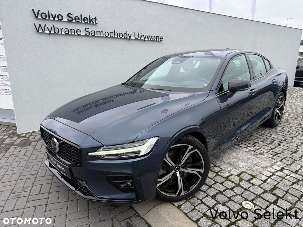 Volvo S60 2023 photo 4