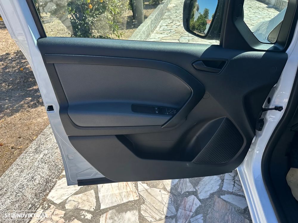 Mercedes-Benz CITAN 110 CDI 3LUGARES  IVA DEDUTIVEL - 15