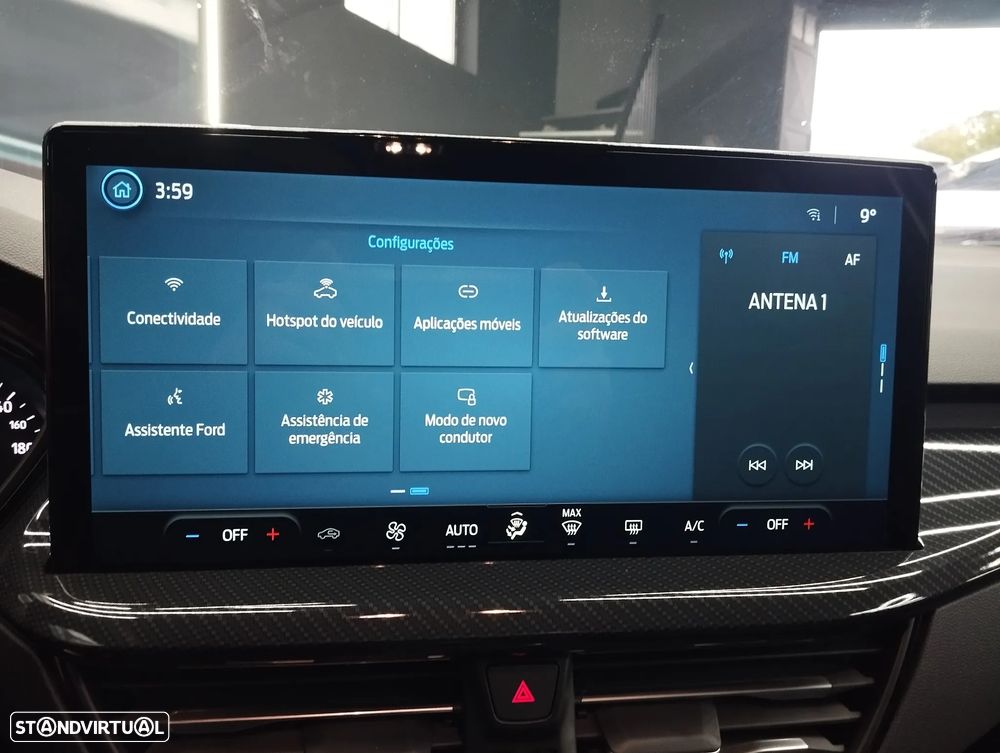 Ford Focus 1.0 EcoBoost MHEV ST-Line - 32