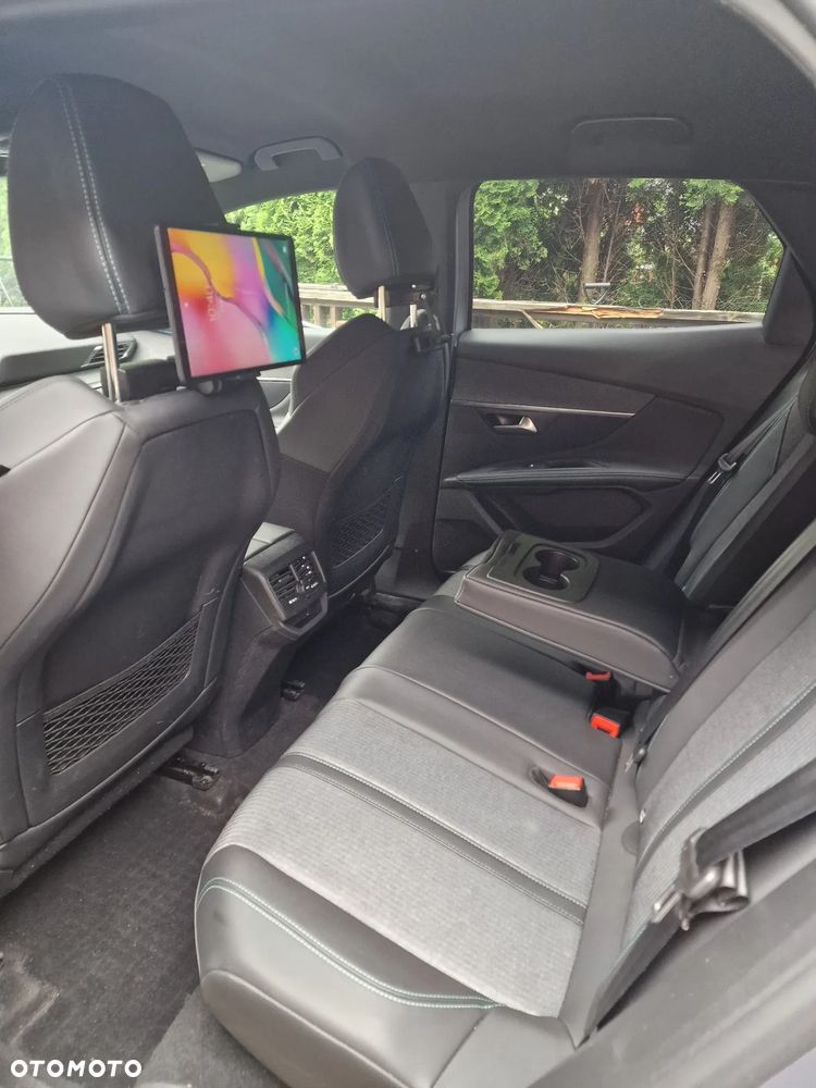Peugeot 3008 1.2 PureTech Allure Pack S&S EAT8 - 9