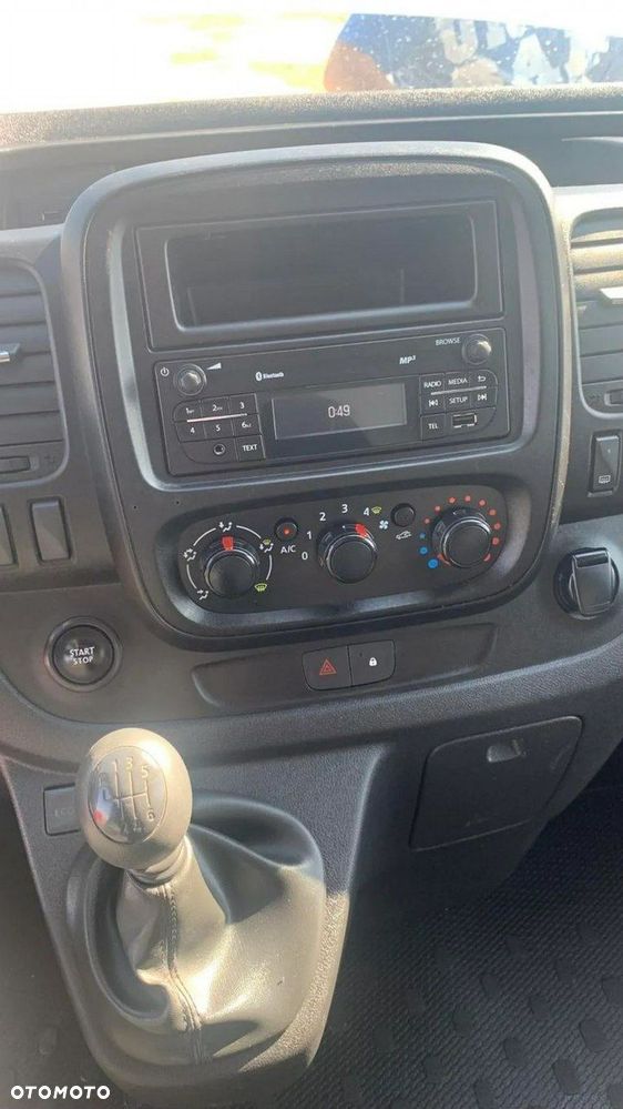 Renault Trafic - 16