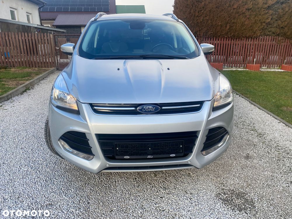 Ford Kuga 2.0 TDCi 2x4 Titanium - 11