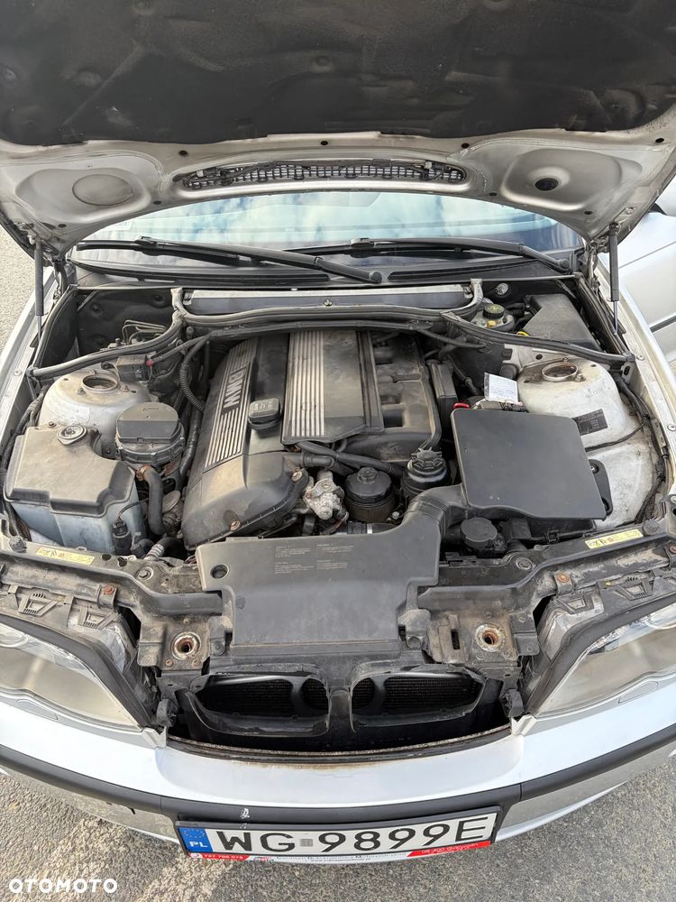 BMW Seria 3 330xi - 5